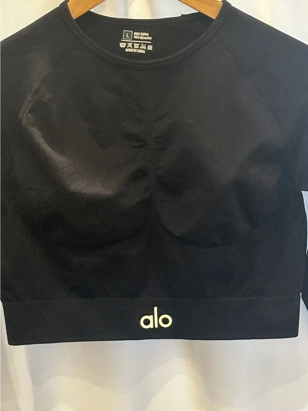 ALO Yoga Black Long Sleeve Cropped Top Thumbhole Workout Athletic Shirt Size L